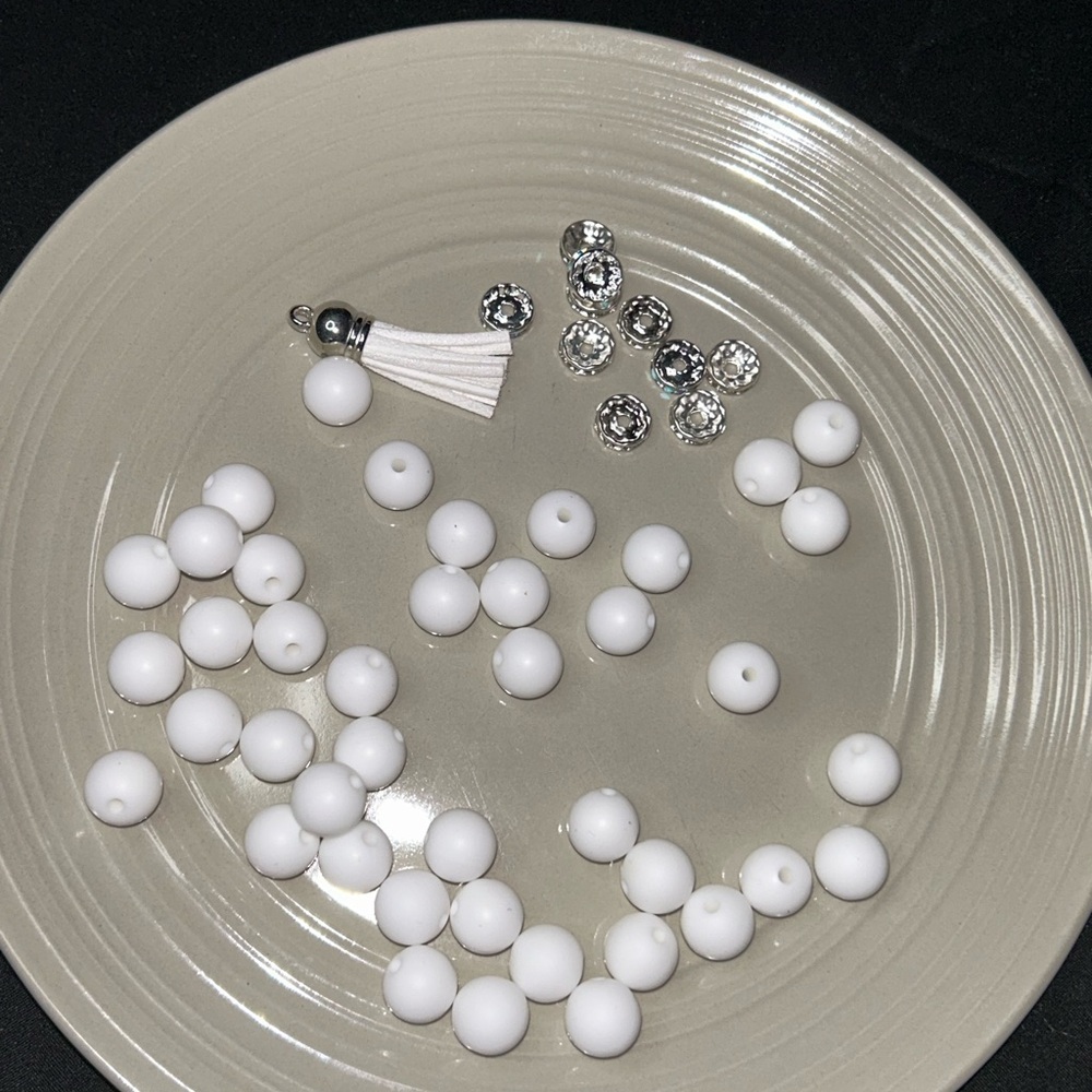 40 White Bead and Tassel Set
